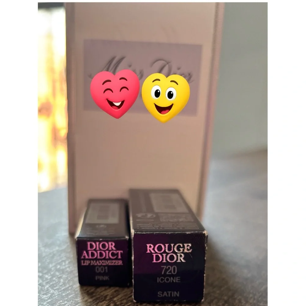 Dior Beaute Red Cosmetic Case and 3 Piece Beauty Set - Picture 8 of 8